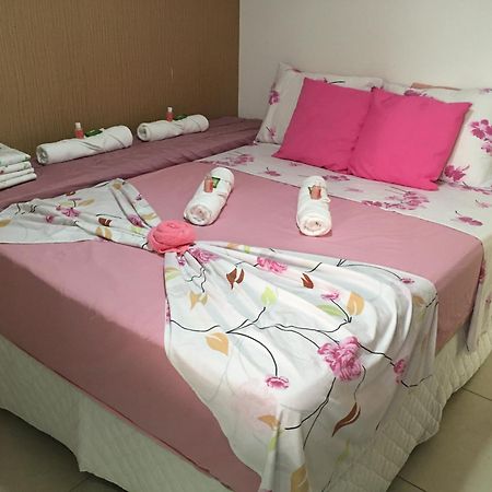 Apartamento A Beira Mar Com Piscina Estilo Resort 카베델로 외부 사진